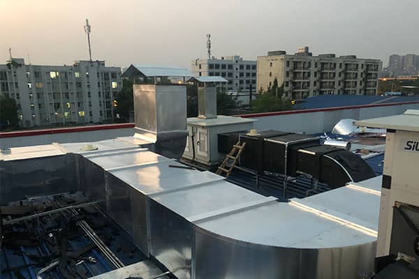 成都通風(fēng)管道安裝.jpg 成都通風(fēng)管道安裝.jpg